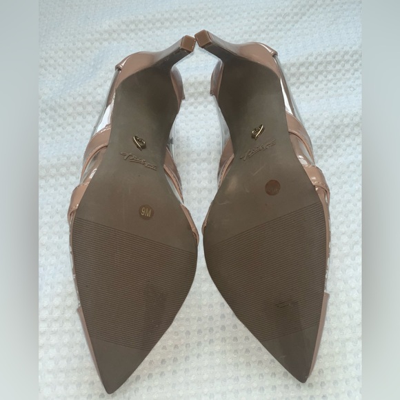 THALIA SODI Panel Pointed Toe Stiletto Slip On Pumps Color: Beige Size: 9M - Picture 9 of 9